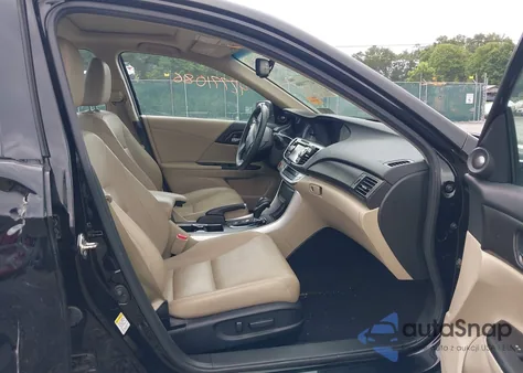 2014 Honda Accord Ex-L V-6 z USA, uszkodzony, nr VIN 1HGCR3F82EA032856